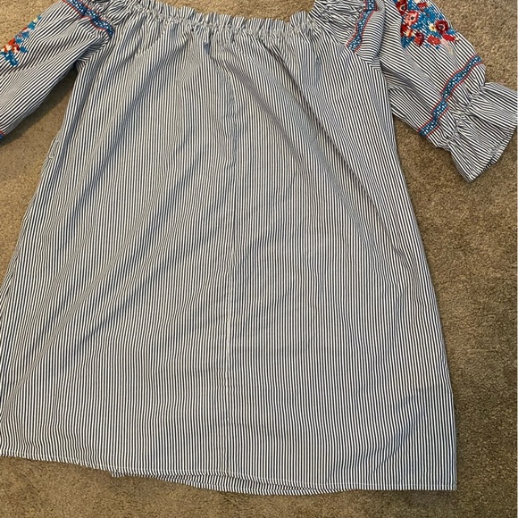 Plus Size Blouse Womens 0X Bohemian Peasant 3/4 Sleeve Flowy Top Crochet Floral - Picture 2 of 7